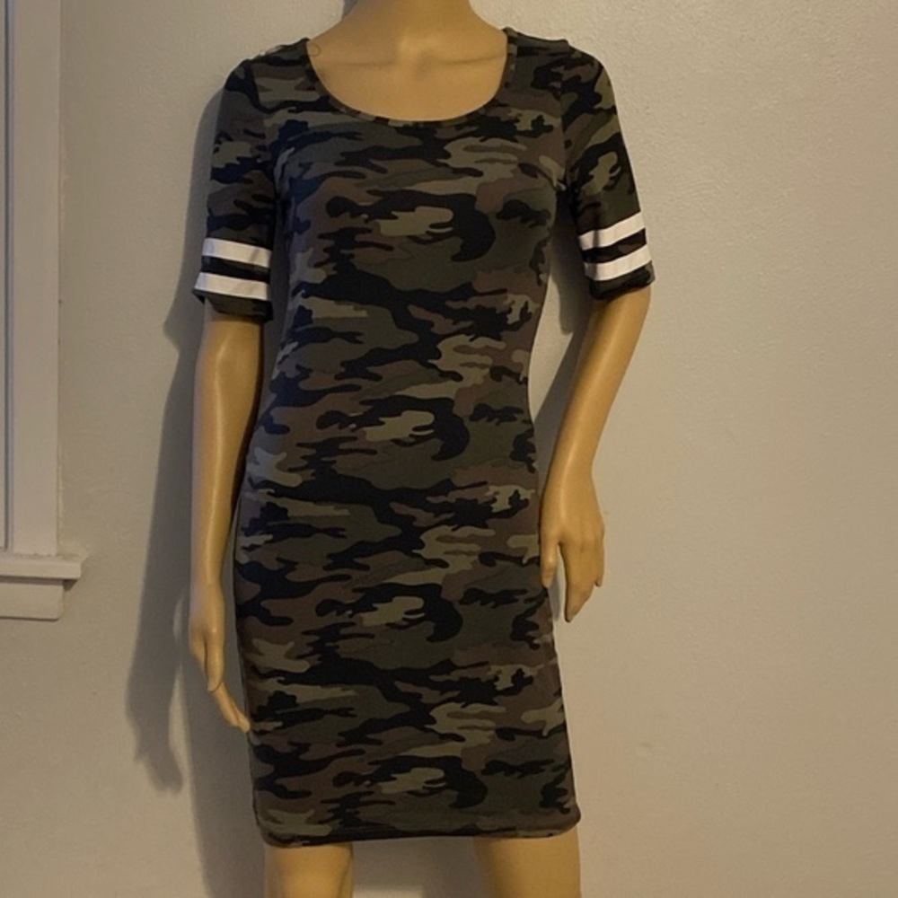Rue 21 dress size S